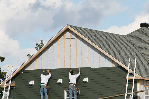 Professional Vinyl Siding technician working in Atlantic, PA